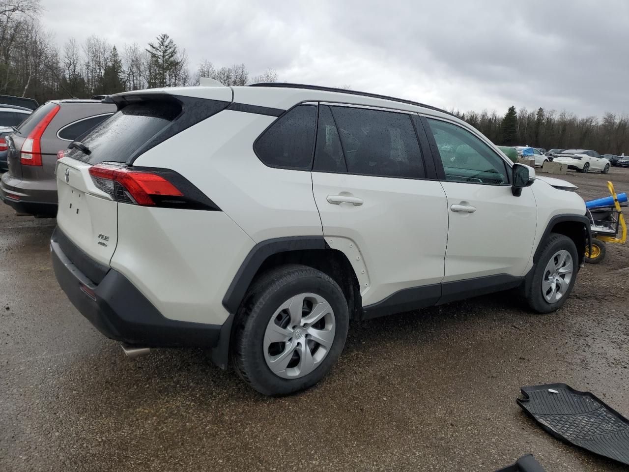 2022 TOYOTA RAV4 XLE VIN:2T3R1RFV4NW289947