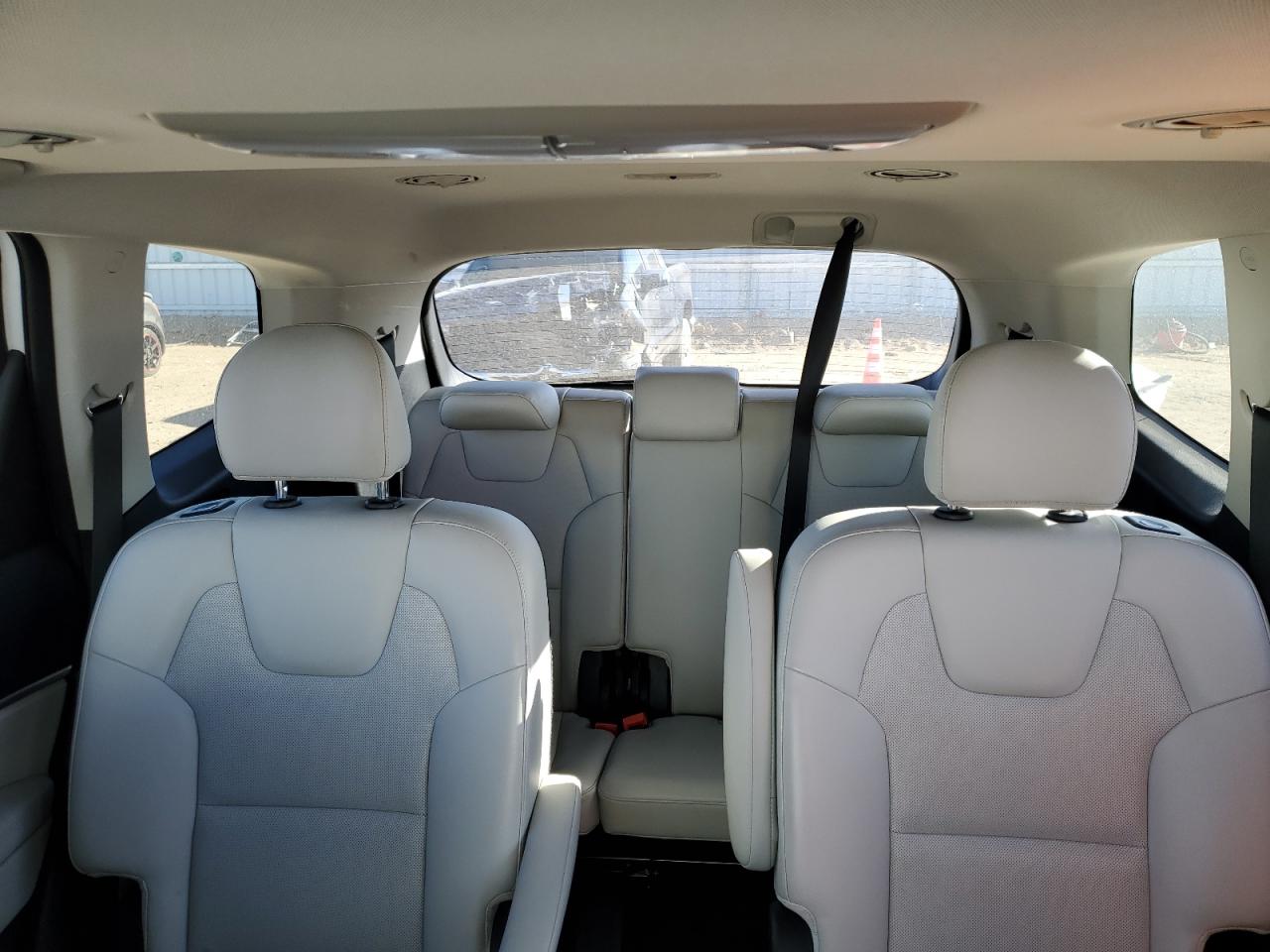 2022 KIA TELLURIDE S VIN:5XYP64HC7NG202404