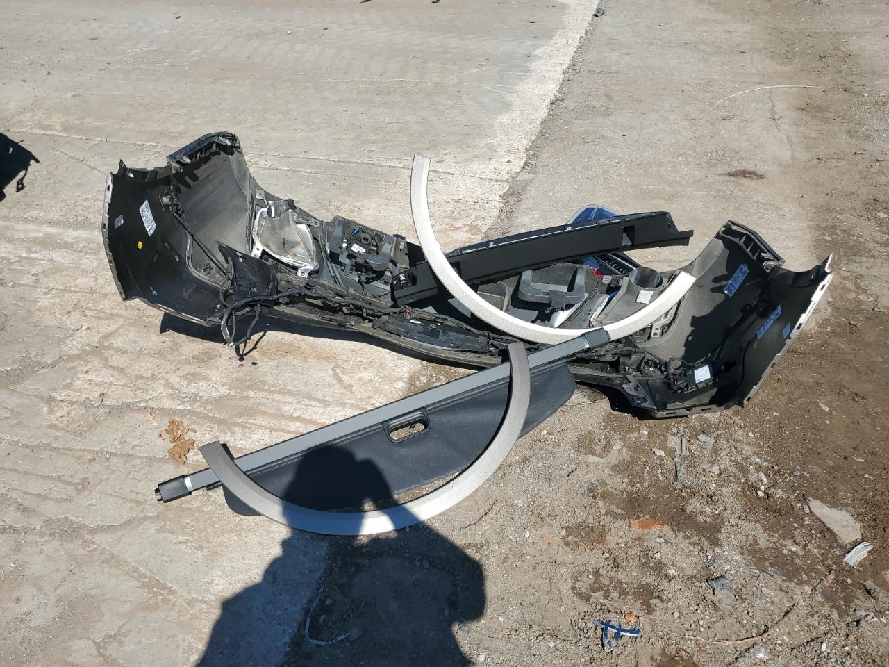 2022 CADILLAC XT5 SPORT VIN:1GYKNGRS8NZ173947