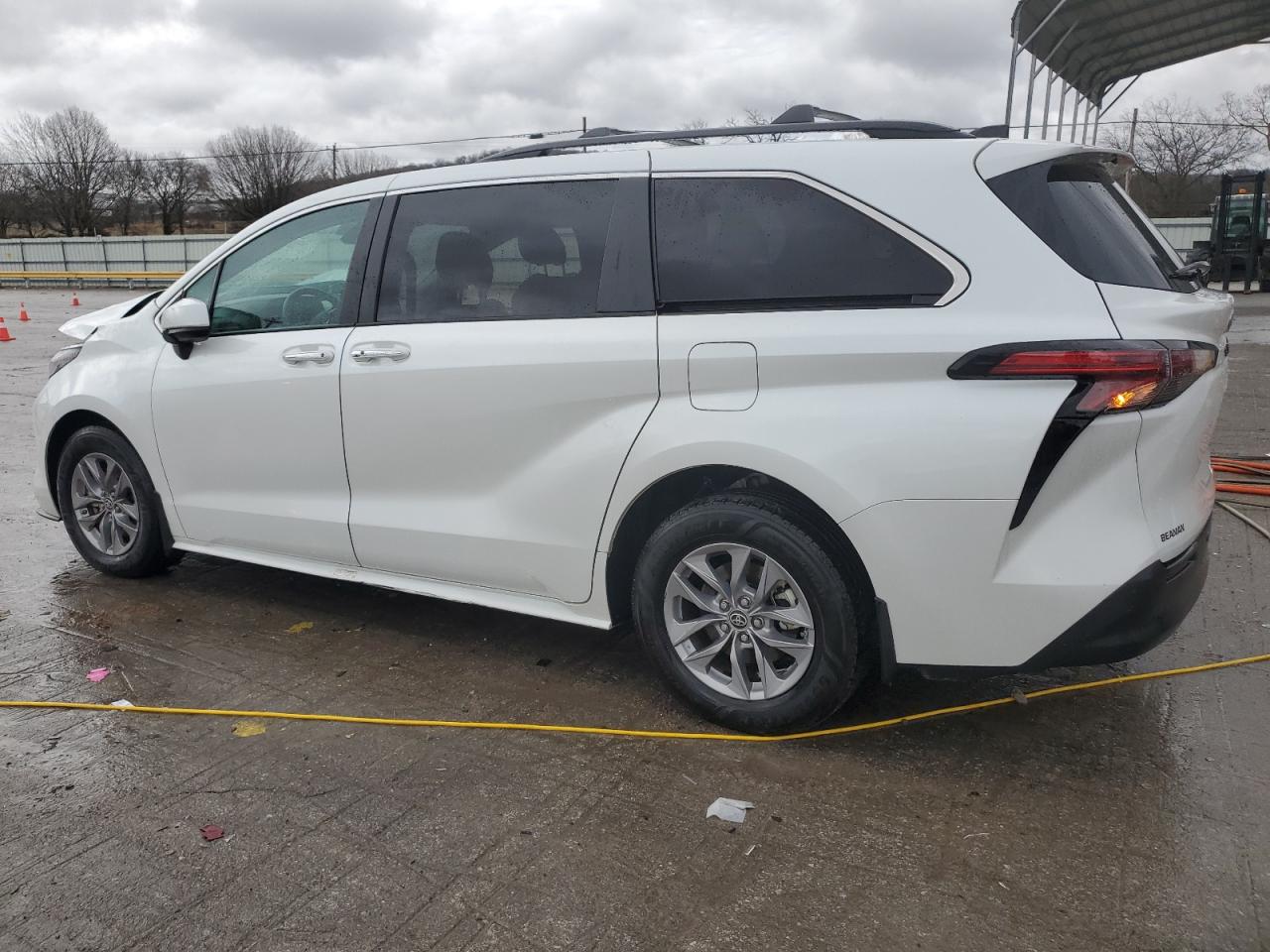 2022 TOYOTA SIENNA XLE VIN:5TDYRKEC3NS135050