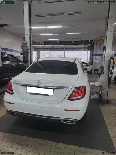 2017 Mercedes-Benz E 200 WDDZF4CB6JA300475 VIN:WDDZF4CB6JA300475