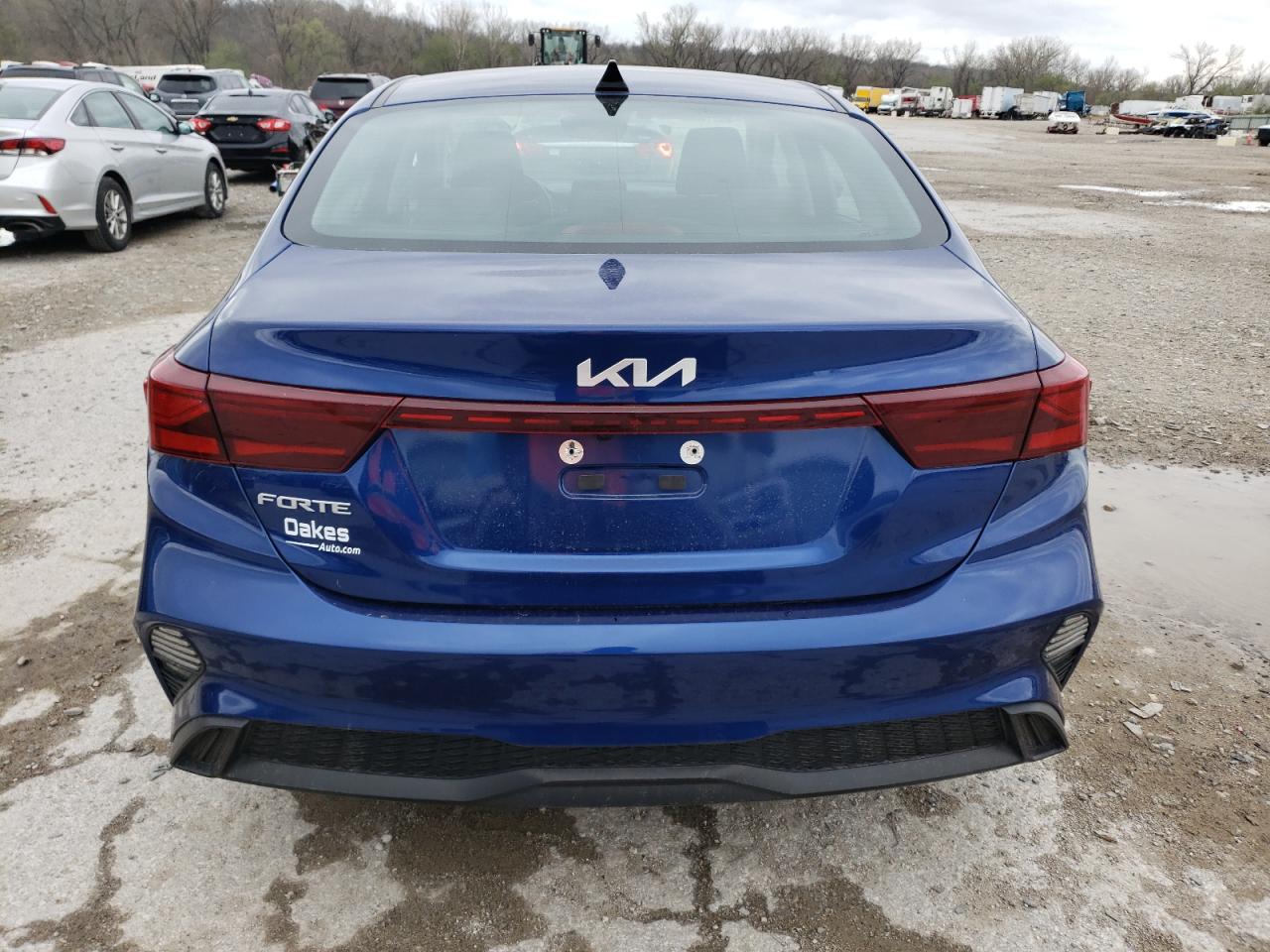 2022 KIA FORTE FE VIN:3KPF24AD7NE458887