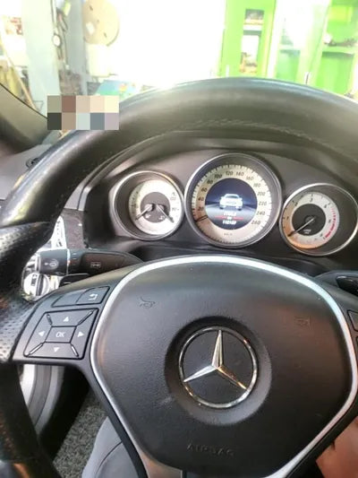 2014 Mercedes-Benz E 220 VIN: