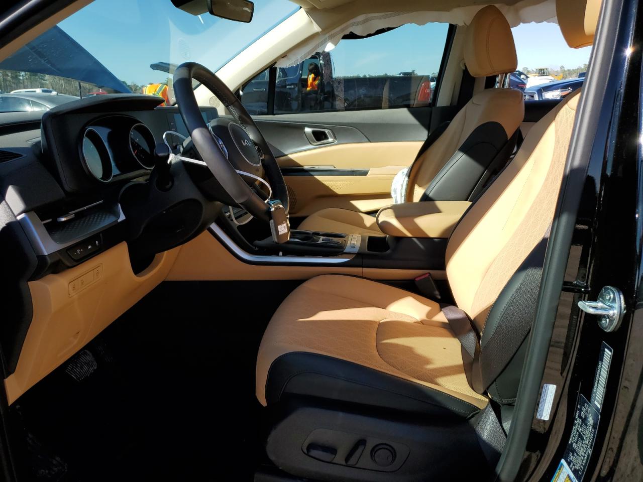 2024 KIA CARNIVAL LX VIN:KNDNB4H39R6422610