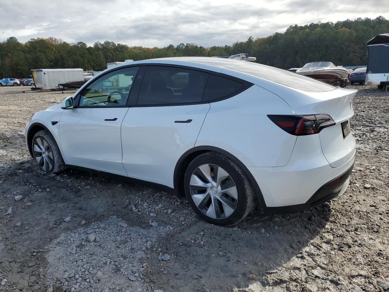 2023 TESLA MODEL Y  VIN:7SAYGAEE1PF830400