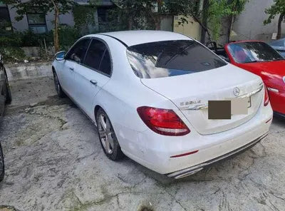 2018 Mercedes-Benz E 220 WDDZFOFB9JA462590 VIN:WDDZFOFB9JA462590