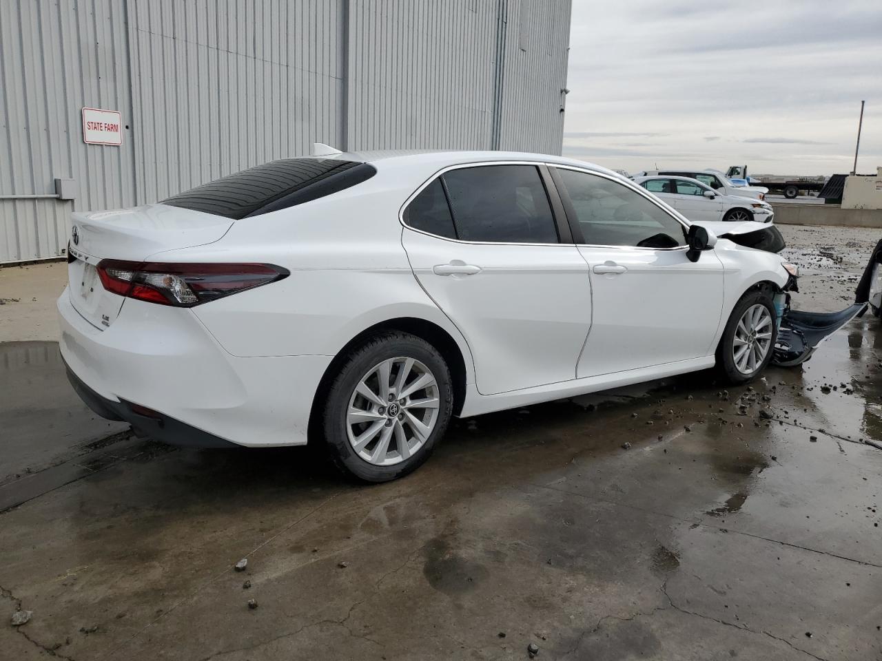 2022 TOYOTA CAMRY LE VIN:4T1C11BK3NU062695