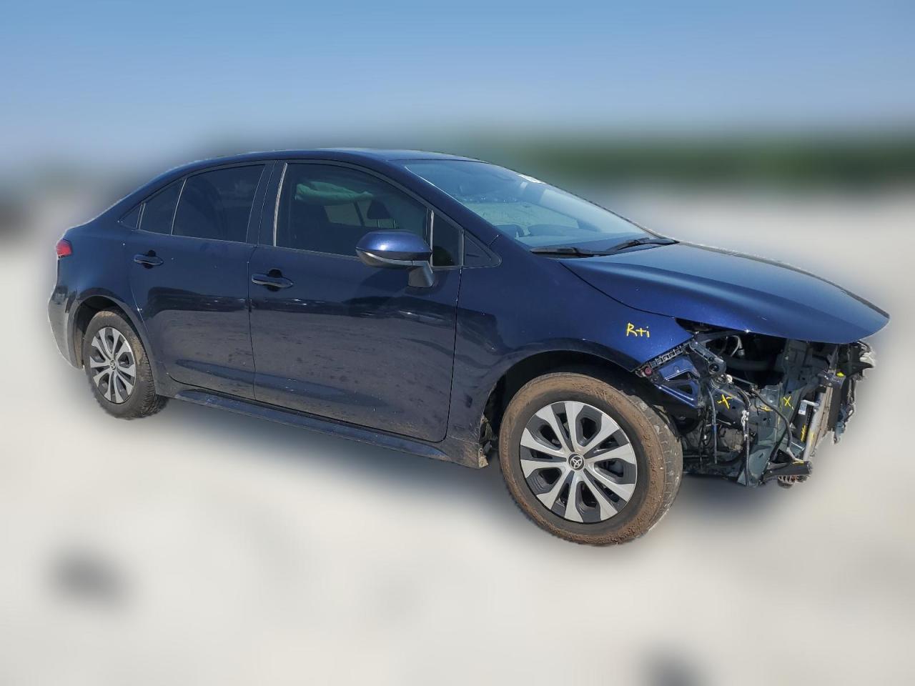 2022 TOYOTA COROLLA LE VIN:JTDEAMDE2NJ058256