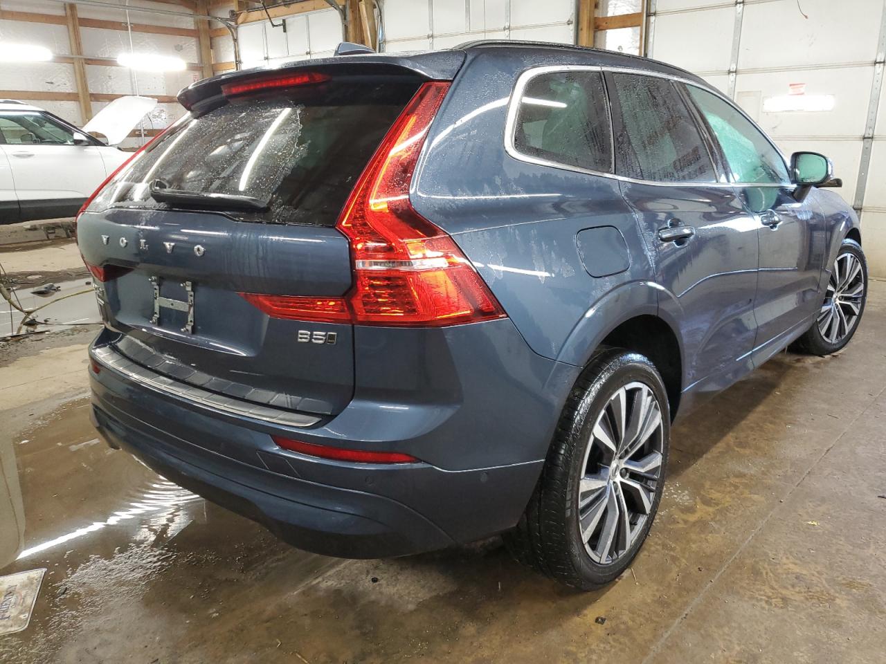 2022 VOLVO XC60 B5 MOMENTUM VIN:YV4L12RK6N1911586