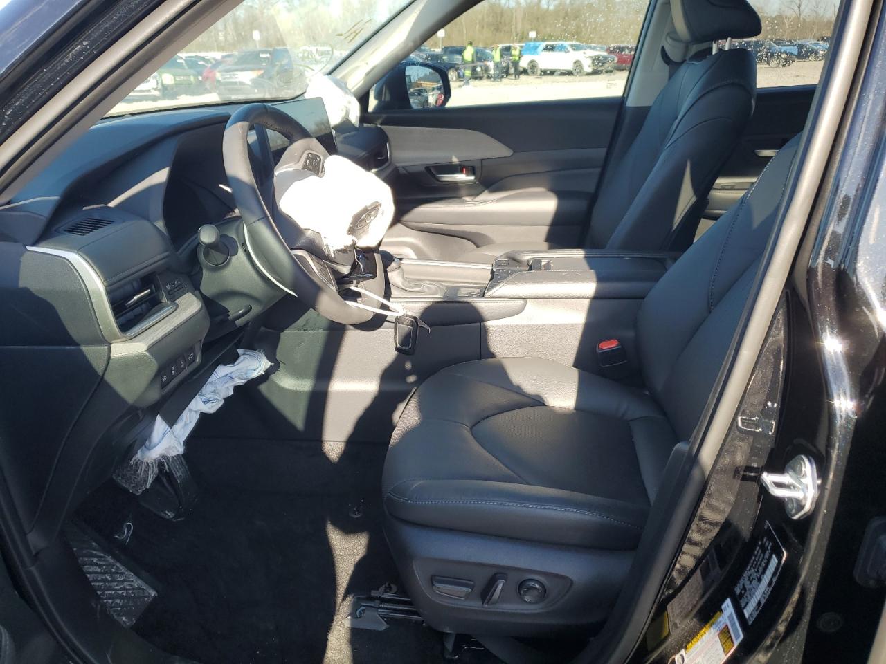 2024 TOYOTA GRAND HIGHLANDER XLE VIN:5TDACAB55RS024816