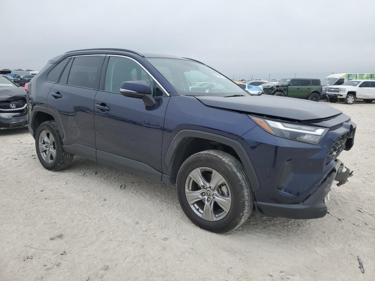 2023 TOYOTA RAV4 XLE VIN:2T3W1RFV5PW272127