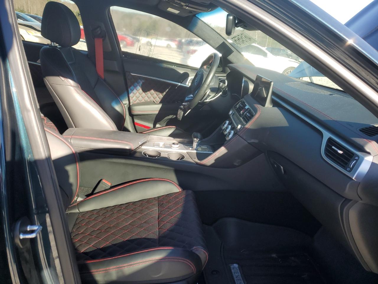 2022 GENESIS G70 BASE VIN:KMTG54TE2NU103064