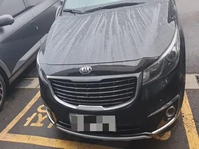 2016 Kia Carnival VIN: