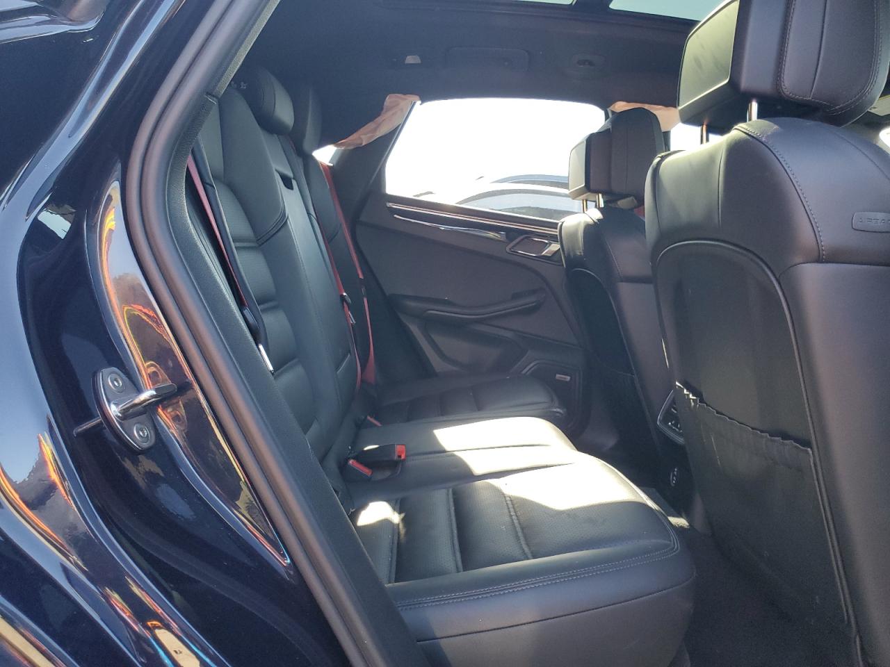 2022 PORSCHE MACAN S VIN:WP1AG2A59NLB20700