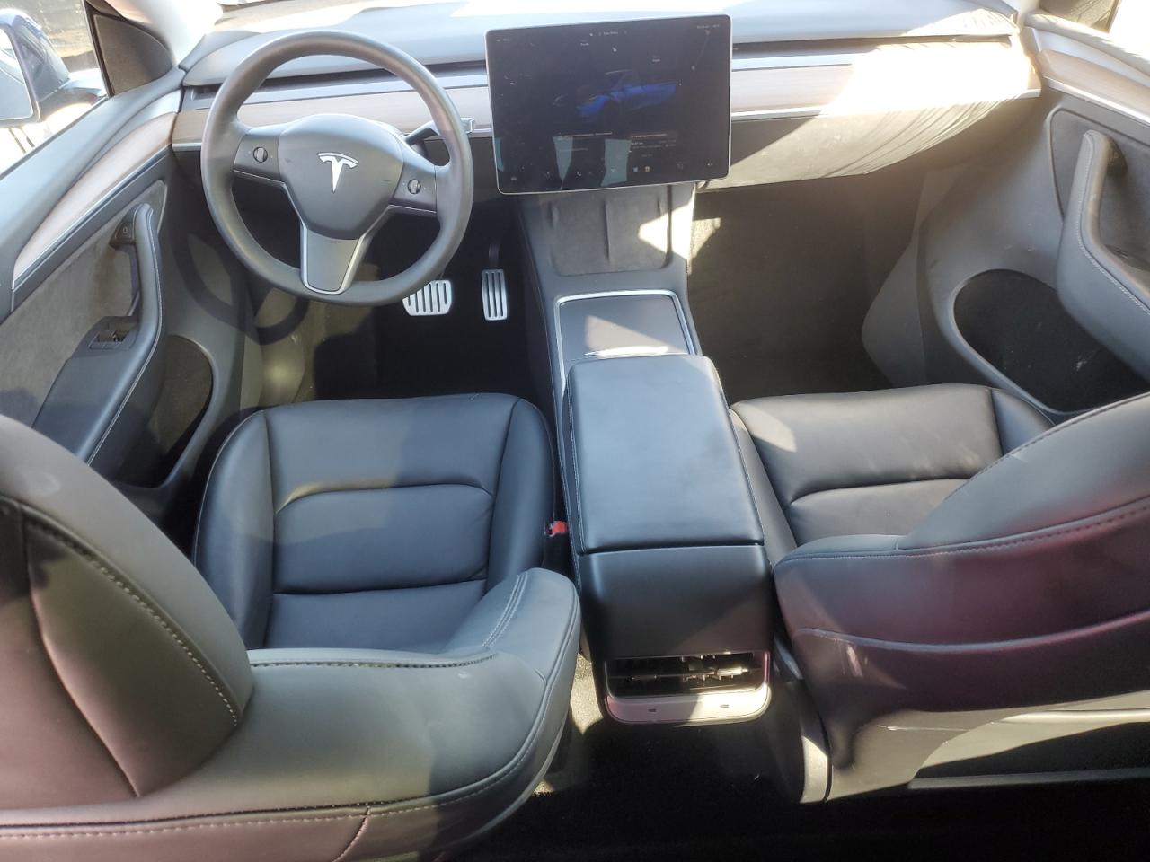 2022 TESLA MODEL Y  VIN:7SAYGDEFXNF531771