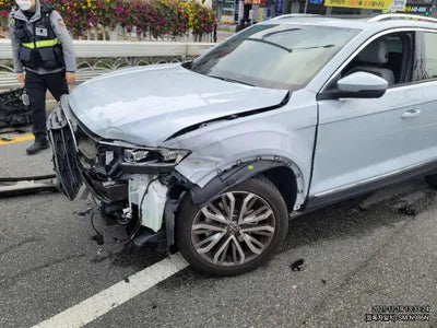 2021 Volkswagen T-Roc WVGZZZA1ZMV033811 VIN:WVGZZZA1ZMV033811
