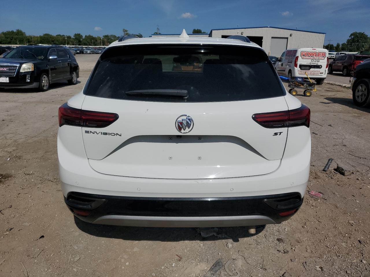 2022 BUICK ENVISION ESSENCE VIN:LRBFZNR46ND161907