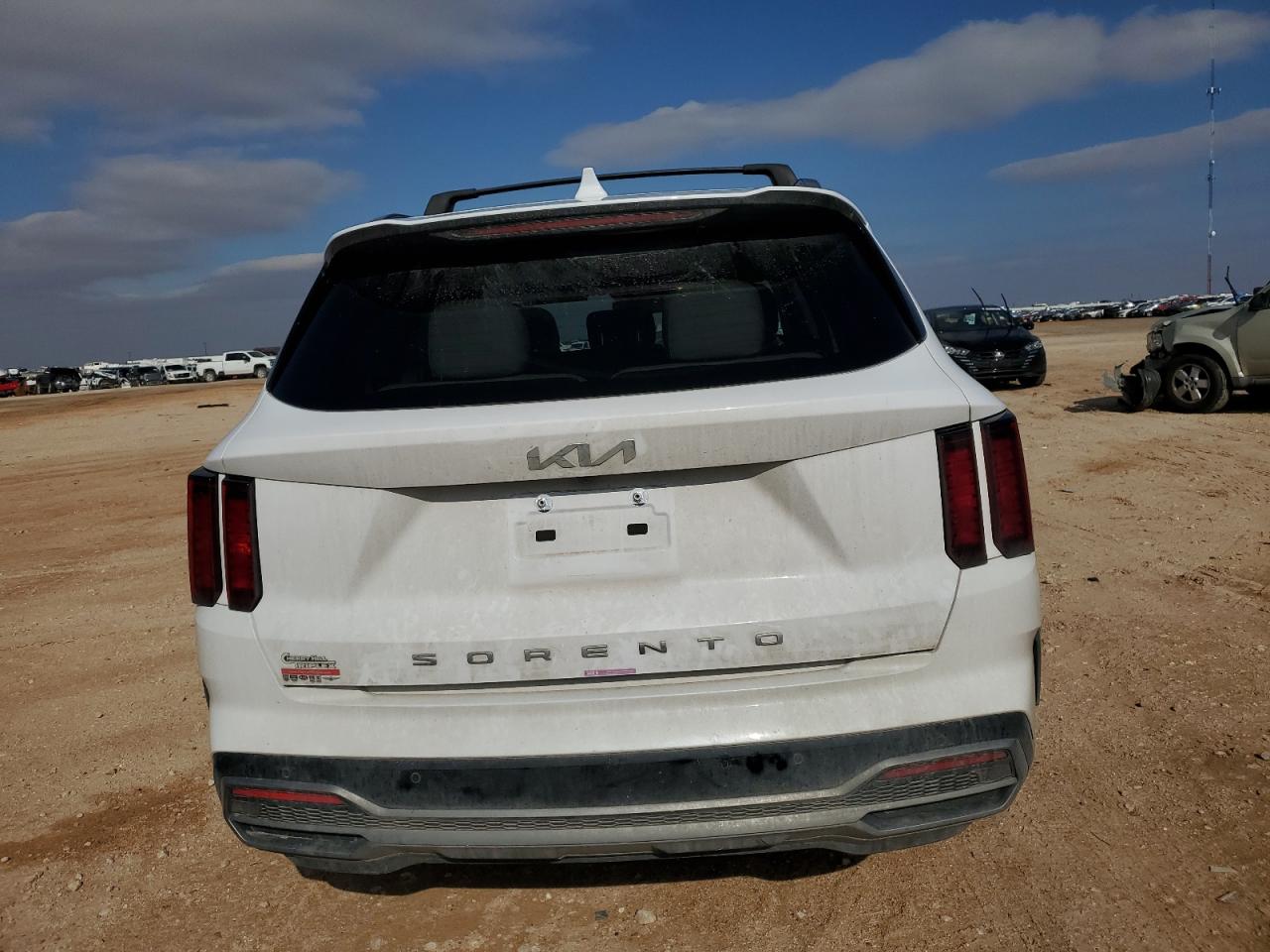 2022 KIA SORENTO S VIN:5XYRL4LC1NG106602