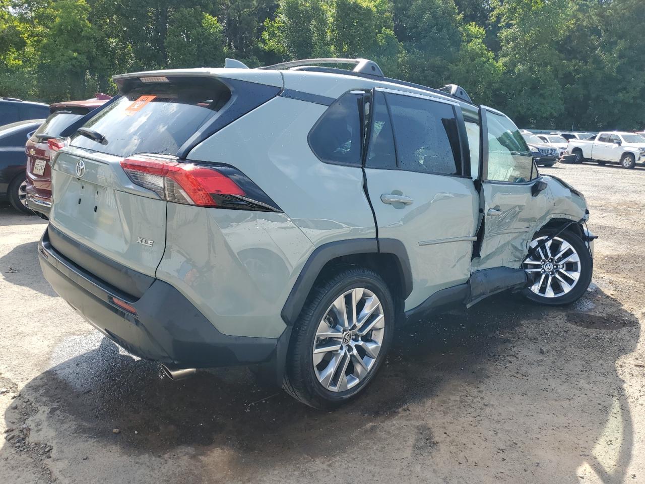 2022 TOYOTA RAV4 XLE PREMIUM VIN:2T3C1RFV0NW220274