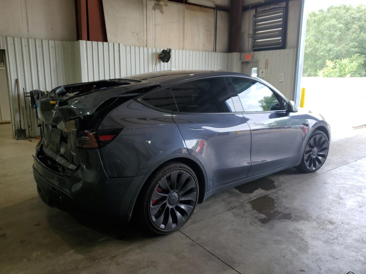 2023 TESLA MODEL Y  VIN:7SAYGDEF4PF881366