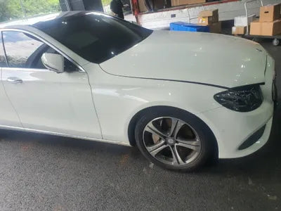 2016 Mercedes-Benz E 300 VIN: