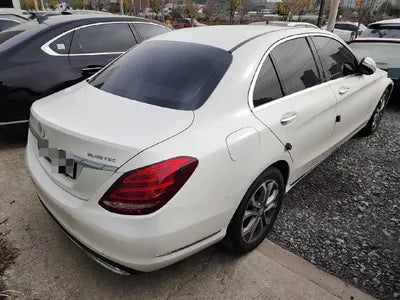 2015 Mercedes-Benz C 220 VIN: