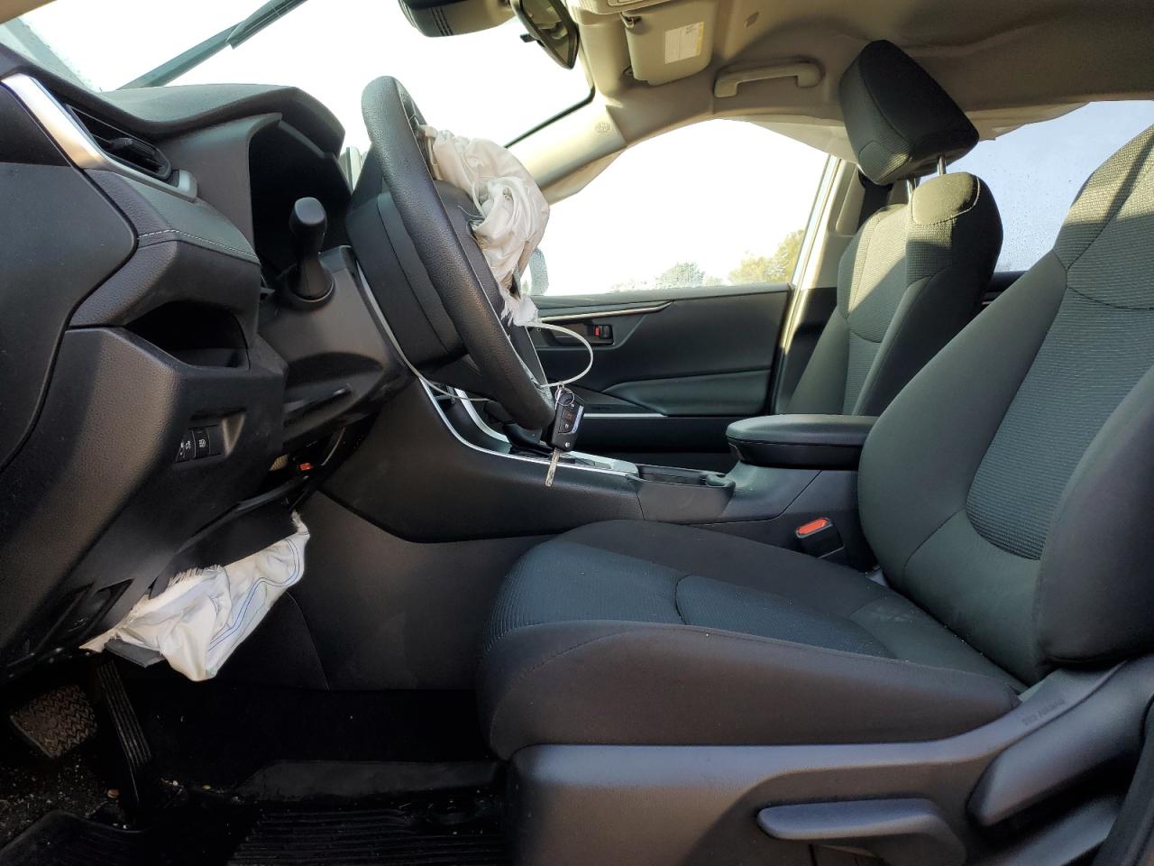 2024 TOYOTA RAV4 LE VIN:JTMMWRFV6RD234804