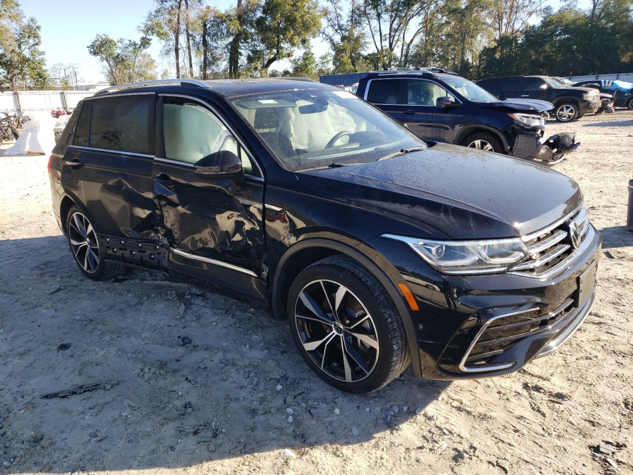 2022 VOLKSWAGEN TIGUAN SEL R-LINE VIN:3VV4B7AX1NM141617