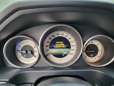 2014 Mercedes-Benz E 220 VIN: