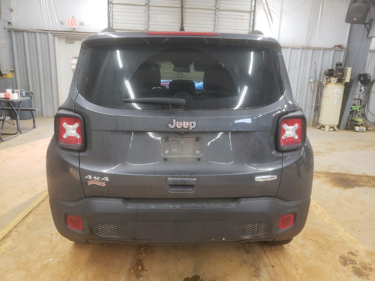 2022 JEEP RENEGADE LATITUDE VIN:ZACNJDB14NPN45374