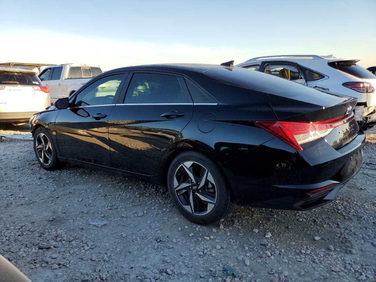 2022 HYUNDAI ELANTRA SEL VIN:KMHLN4AG9NU345508