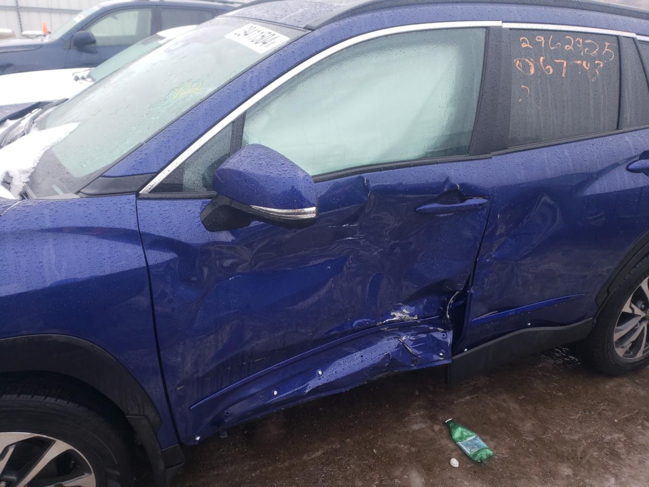 2023 TOYOTA COROLLA CROSS XLE VIN:7MUDAABG0PV067743