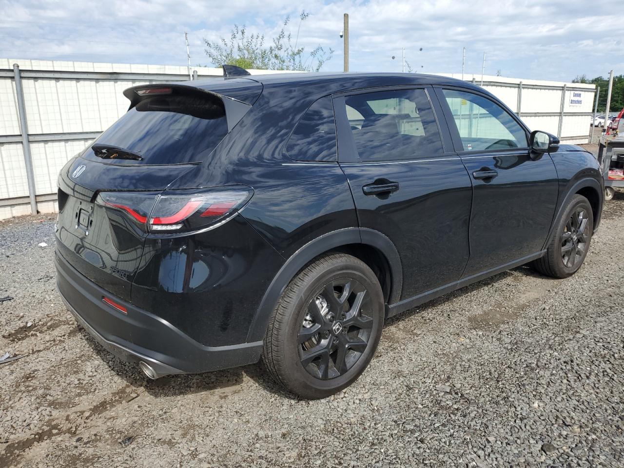 2024 HONDA HR-V SPORT VIN:3CZRZ1H53RM748510