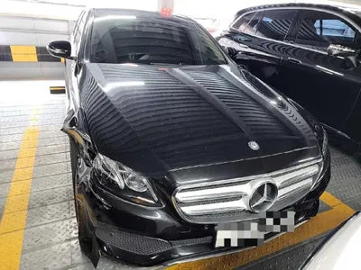 2016 Mercedes-Benz E 220 VIN: