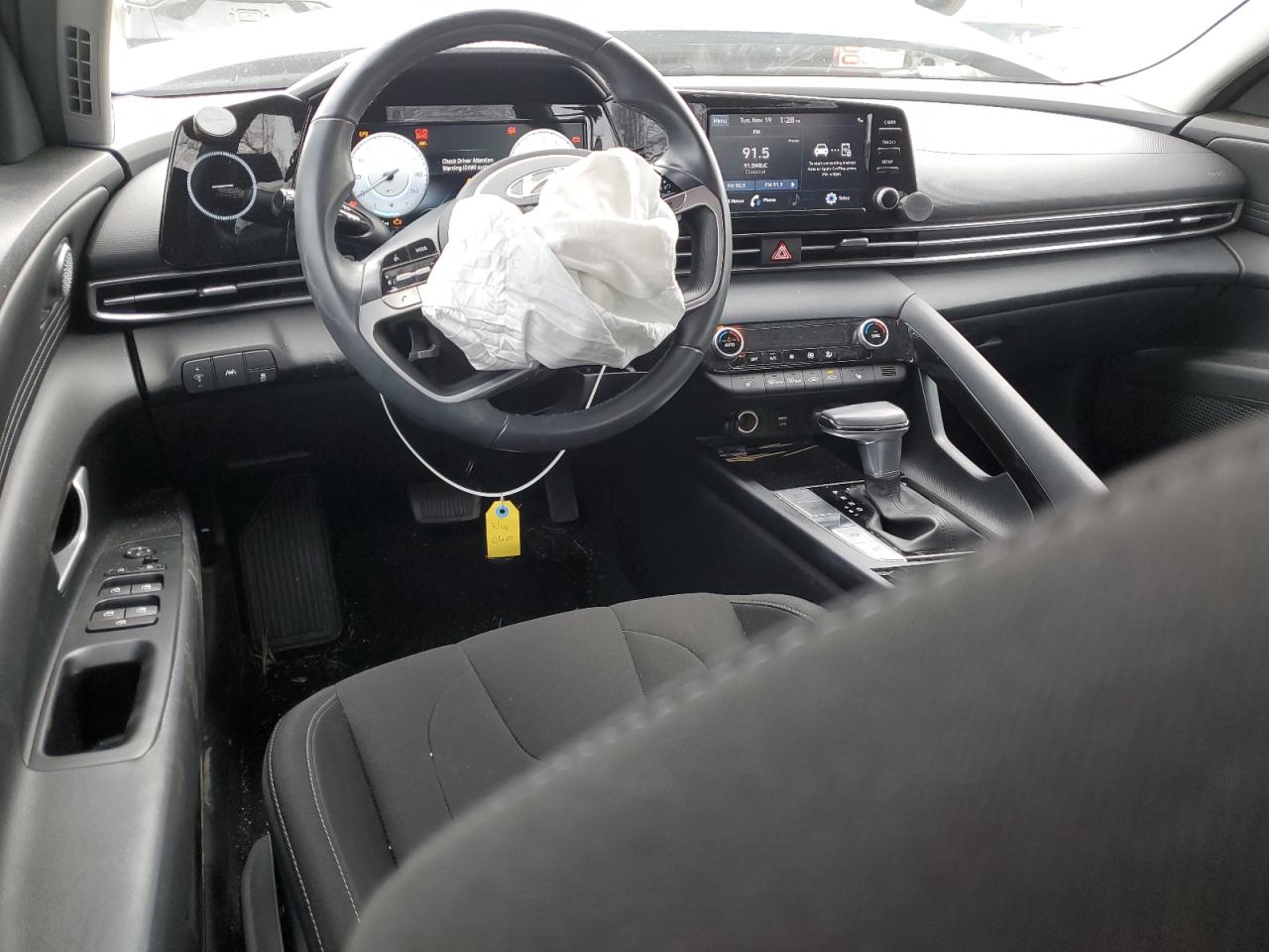 2022 HYUNDAI ELANTRA SEL VIN:5NPLS4AG4NH077460