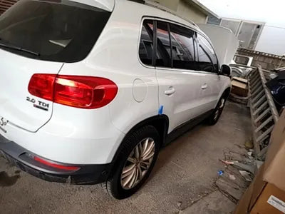 2015 Volkswagen Tiguan VIN: