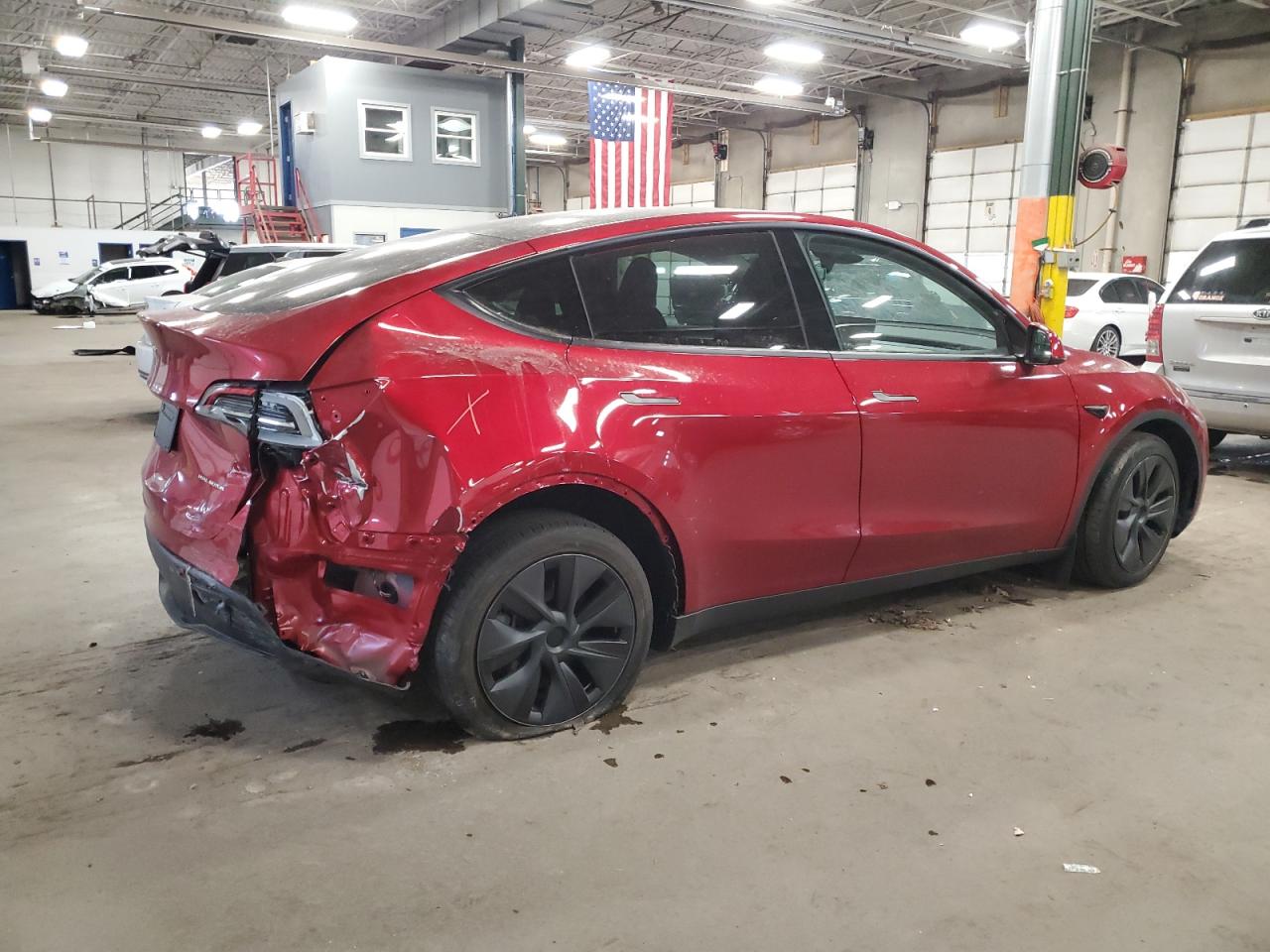 2024 TESLA MODEL Y  VIN:7SAYGDEE0RF177997