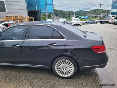 2015 Mercedes-Benz E 300 WDDHF5FB8FB162579 VIN:WDDHF5FB8FB162579