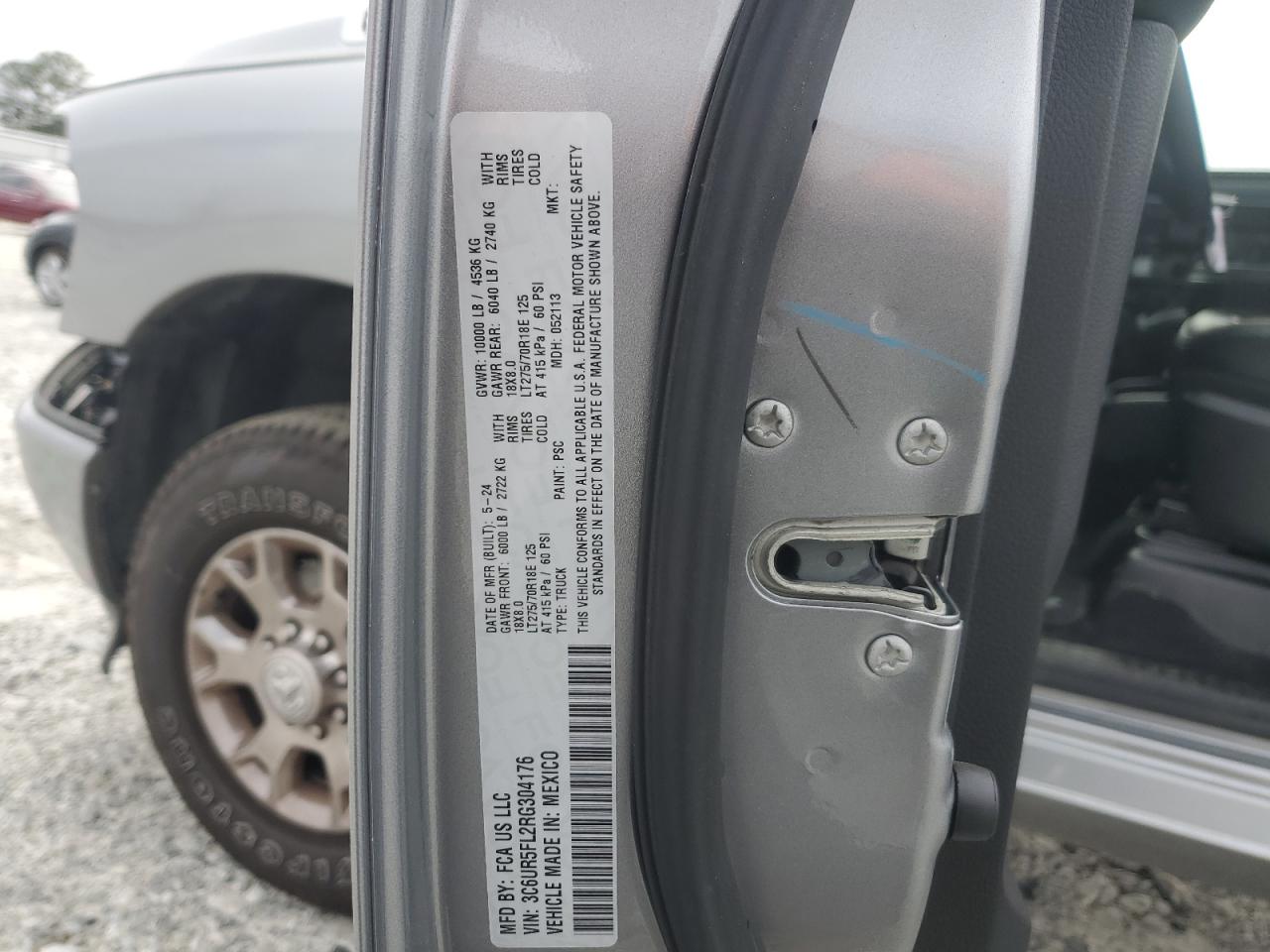 2024 RAM 2500 LARAMIE VIN:3C6UR5FL2RG304176