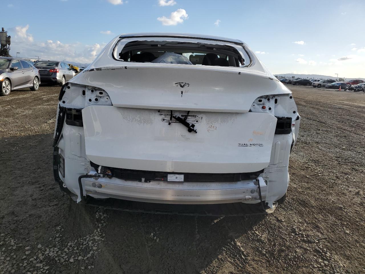 2022 TESLA MODEL Y  VIN:7SAYGDEF4NF486603