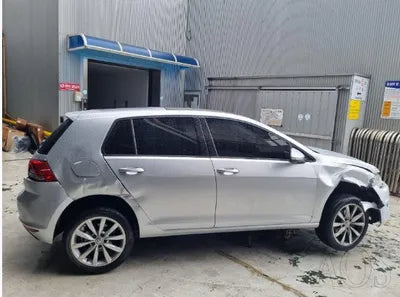 2016 Volkswagen Golf WVWZZZAUZGW173889 VIN:WVWZZZAUZGW173889