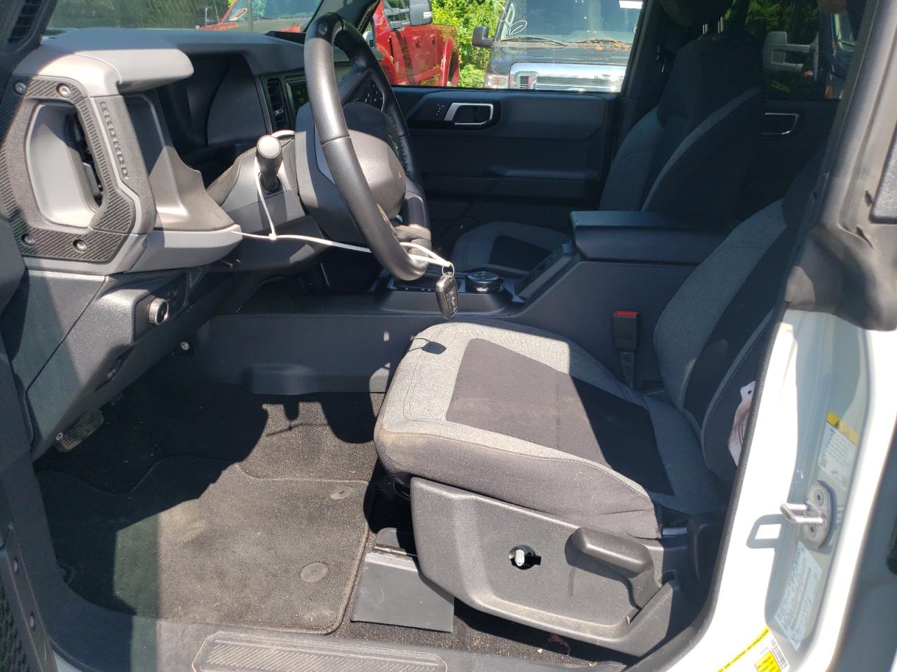 2022 FORD BRONCO BASE VIN:1FMDE5BH4NLB89692