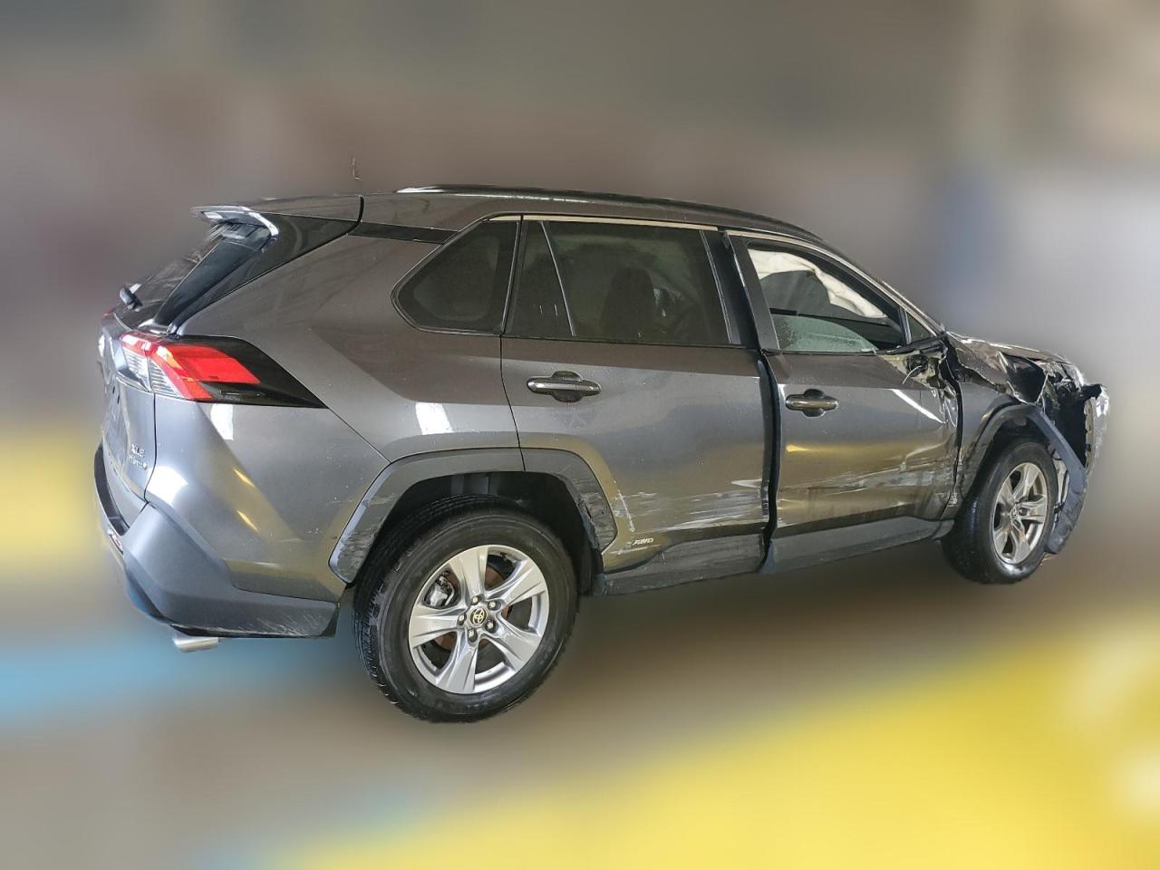 2022 TOYOTA RAV4 XLE VIN:4T3RWRFV0NU060957