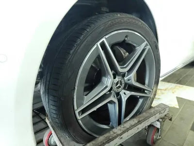 2018 Mercedes-Benz E 300 VIN: