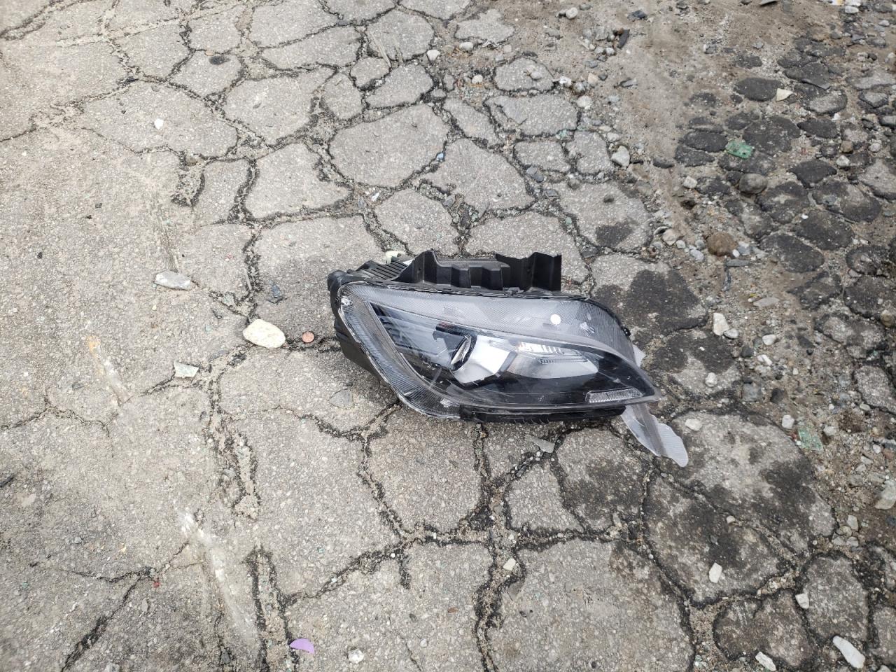 2022 HYUNDAI KONA SEL VIN:KM8K62AB8NU795040