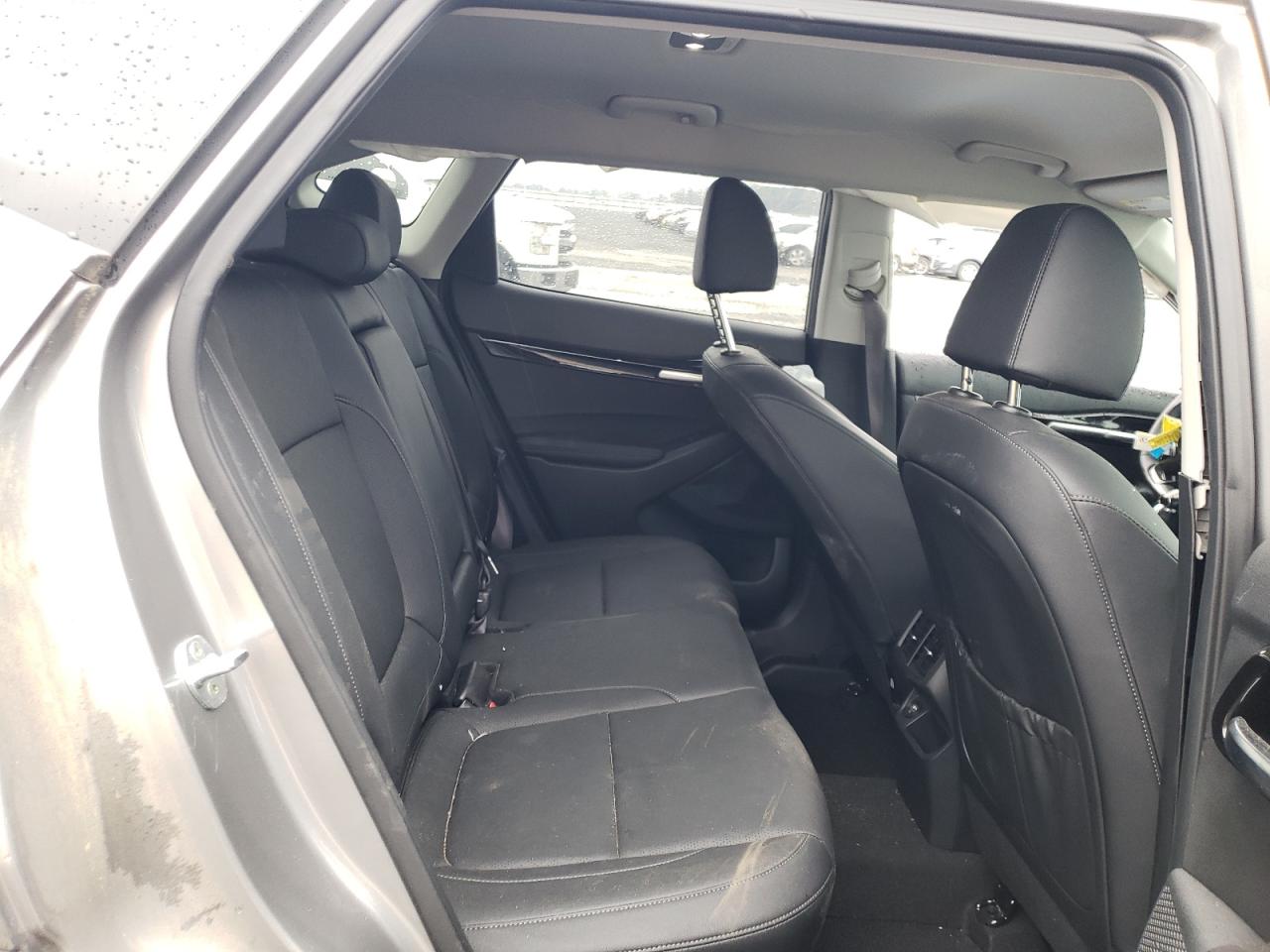 2023 KIA SELTOS SX VIN:KNDETCA28P7357569