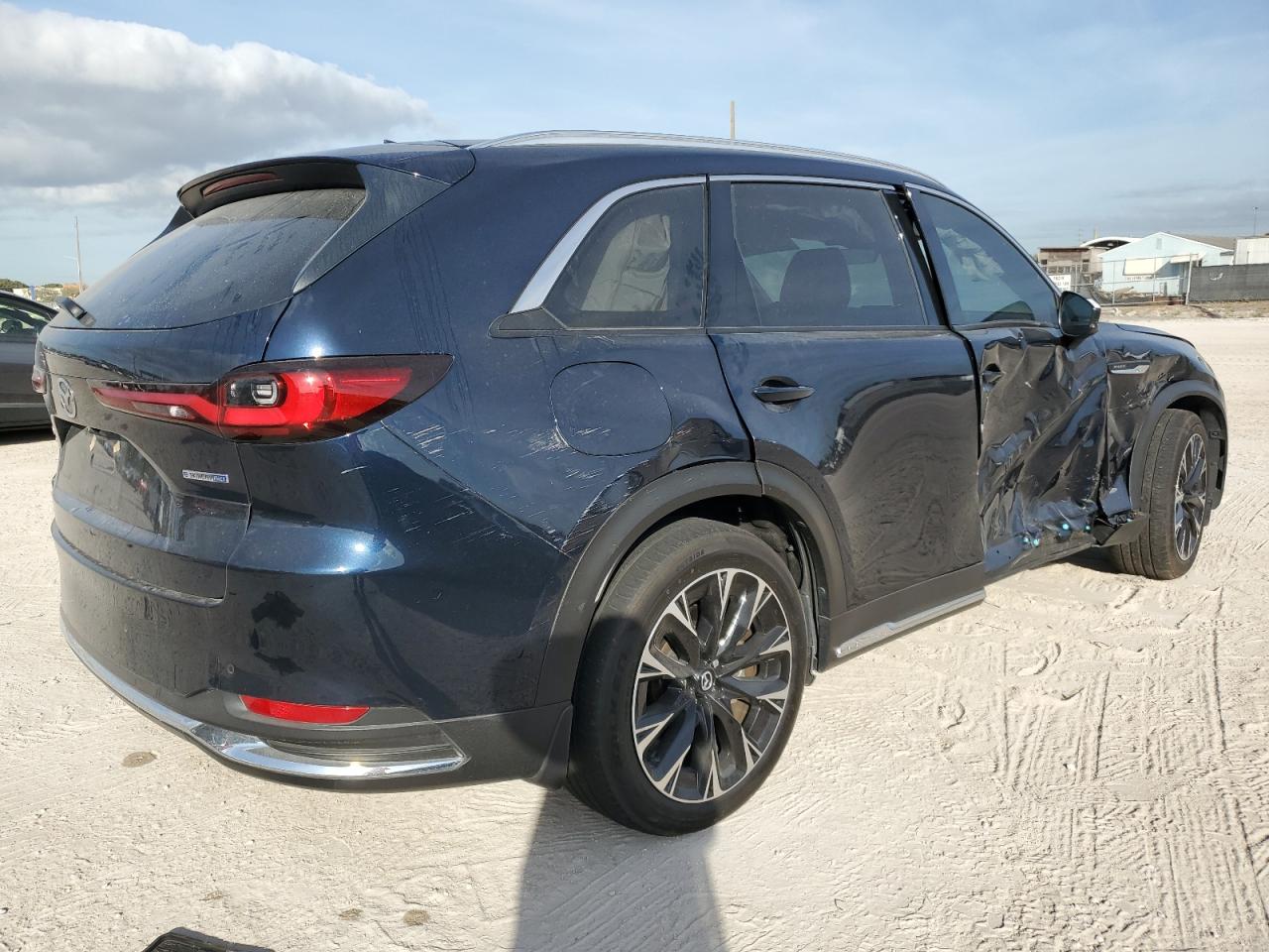 2024 MAZDA CX-90 PREMIUM VIN:JM3KKDHA0R1124405