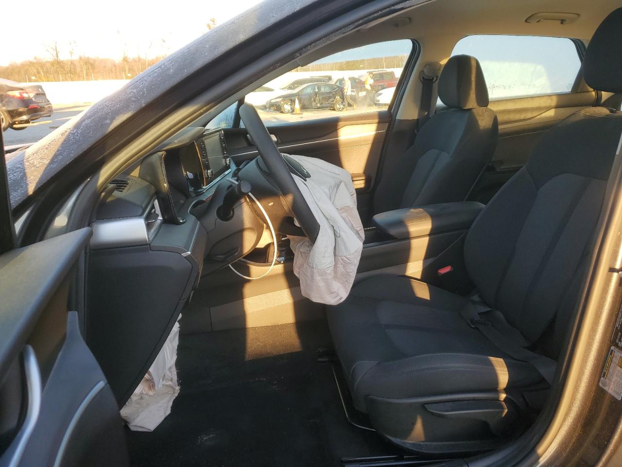 2022 KIA K5 LXS VIN:5XXG14J29NG114748
