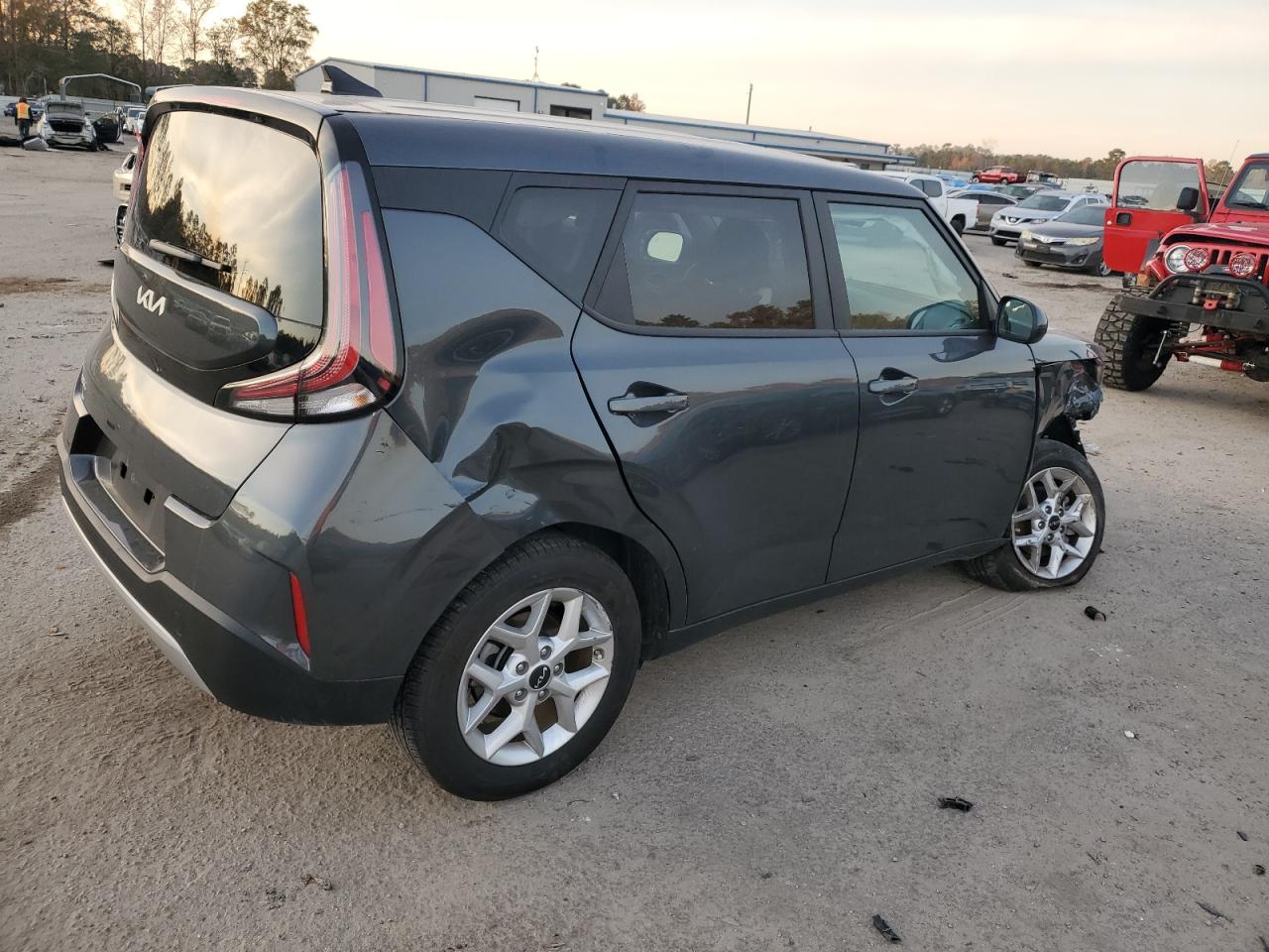 2024 KIA SOUL LX VIN:KNDJ23AU4R7915438