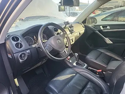 2014 Volkswagen Tiguan VIN: